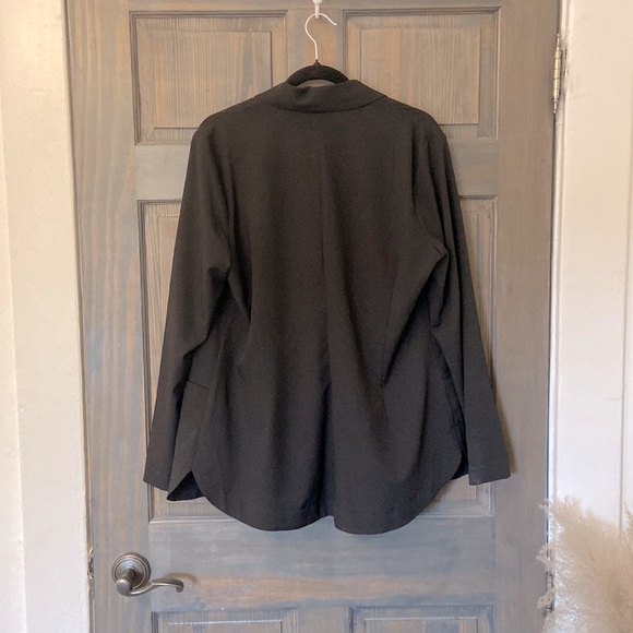 🖤 Dyanmite Basic Blazer - Picture 2 of 3